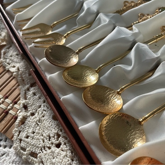 RARE Ornate Gold Hammered Miniature Tea Spoon Fork Utensil Appetizer Set - Picture 3 of 9